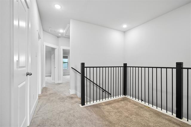 Building Photo - 7565 Reis Ln