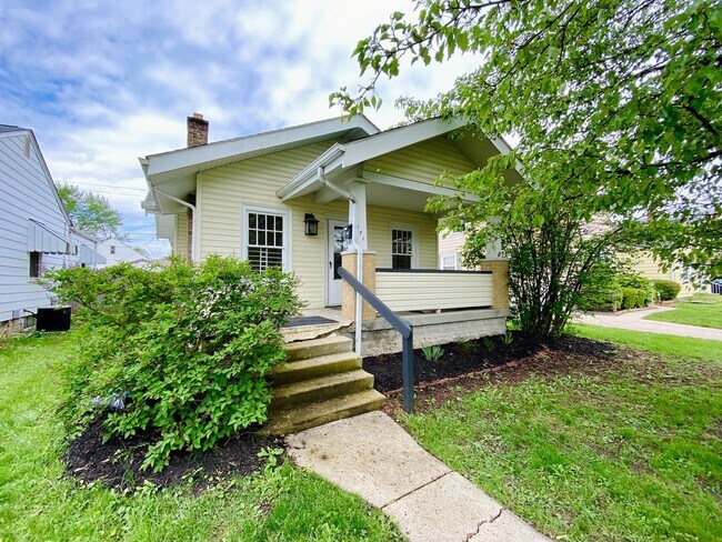 Building Photo - Welcoming Wilshire Heights Ranch Home for ...