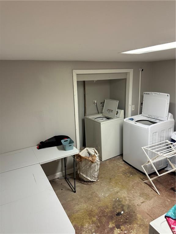 Building Photo - 24 Oneida St