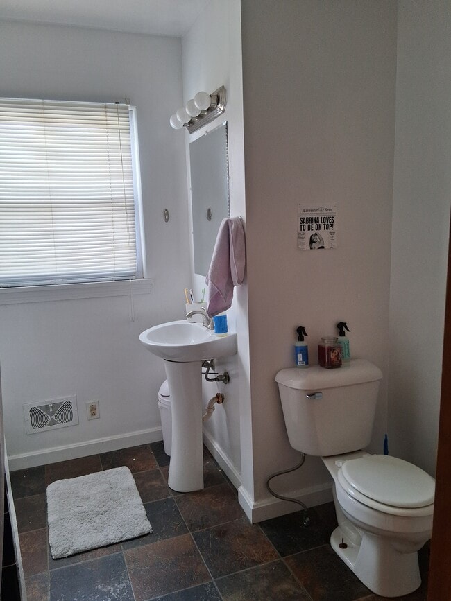 Building Photo - Joyanne Court