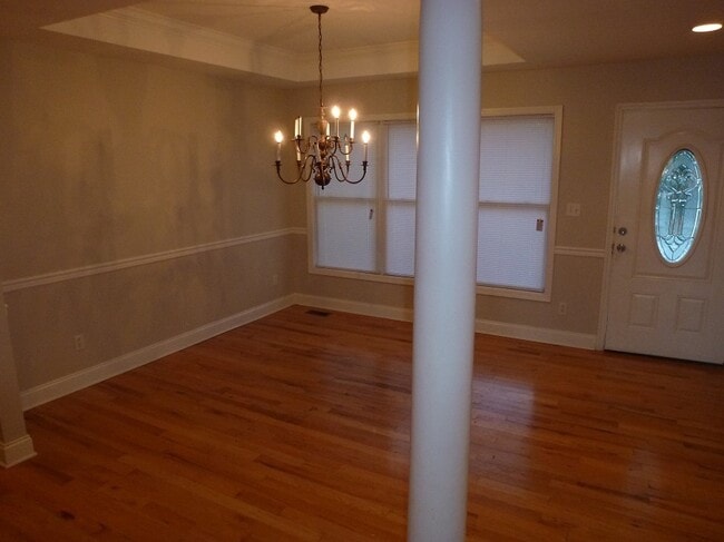 Building Photo - 3 Bedroom/2 Bath Home Jonesborough, TN