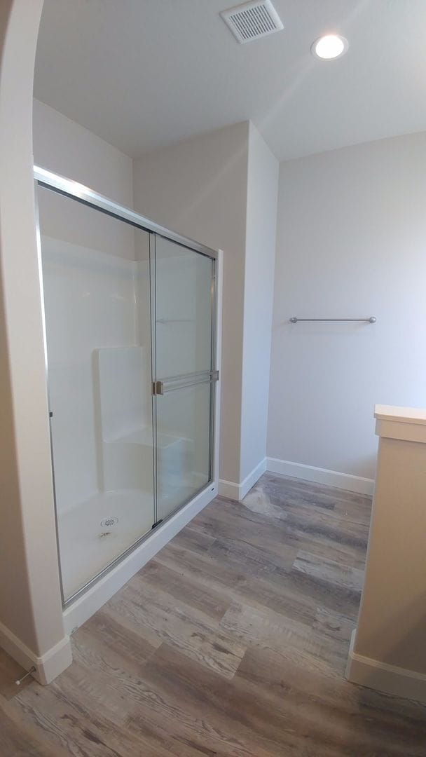 Building Photo - Modern 3 Bed, 2 Bath Pro-Made Rambler in R...