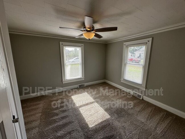 Building Photo - 1101 Woodlawn St