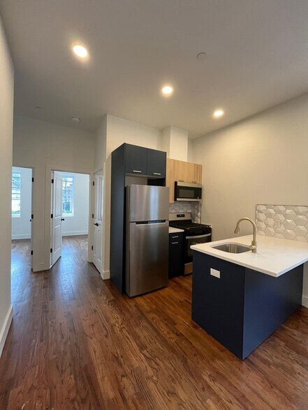 Building Photo - 48 Bergen Ave