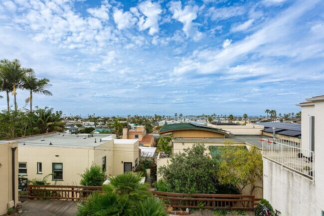 Building Photo - Spanish Coastal Charmer with Ocean Views -- Walk to the Beach