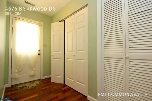 Building Photo - 4676 Briarwood Dr