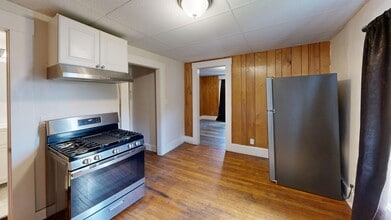 Building Photo - Weston Randolph Apartments -18