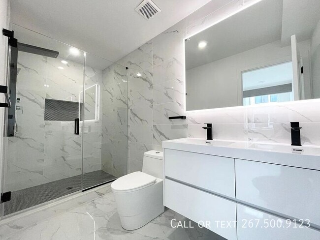 Building Photo - 2605 E Boston St