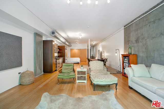 Building Photo - 1111 S Grand Ave