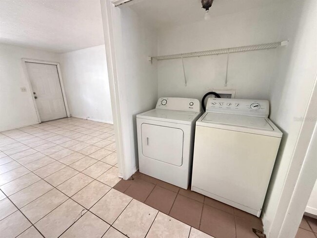 Building Photo - 8505 N Tampa St