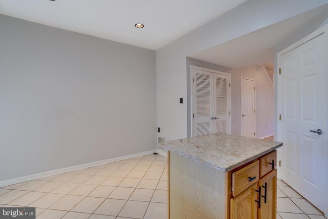 Building Photo - 4242 Wheeled Caisson Square