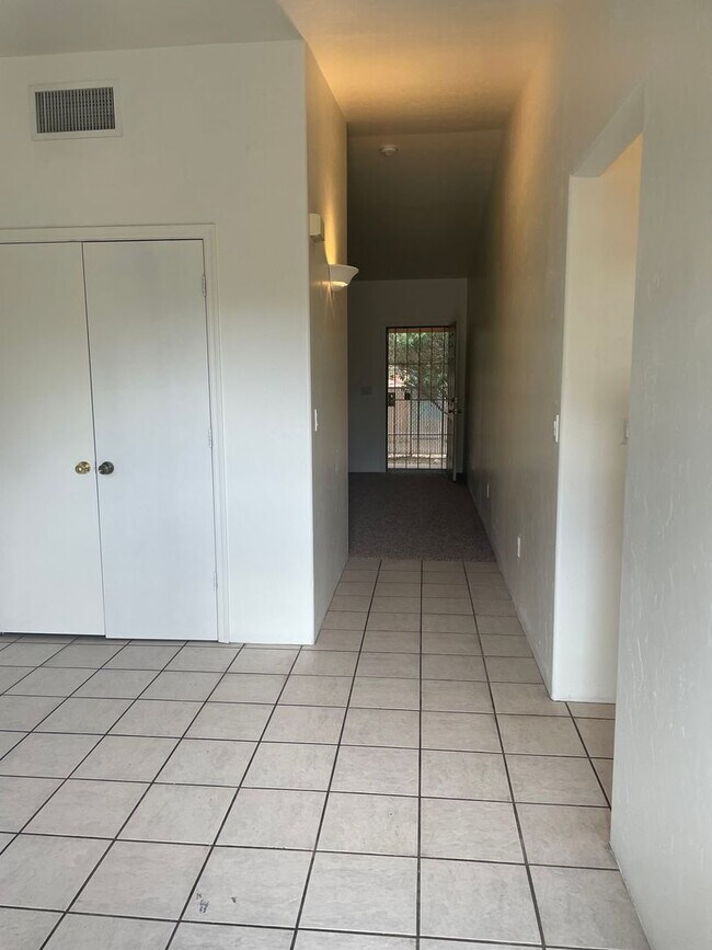 Building Photo - 3669 S Camino Seco