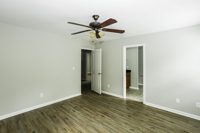 Building Photo - 9333 Turning Wheel Dr