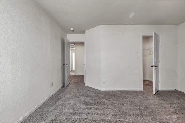 Building Photo - 1017 Misty Patch Dr