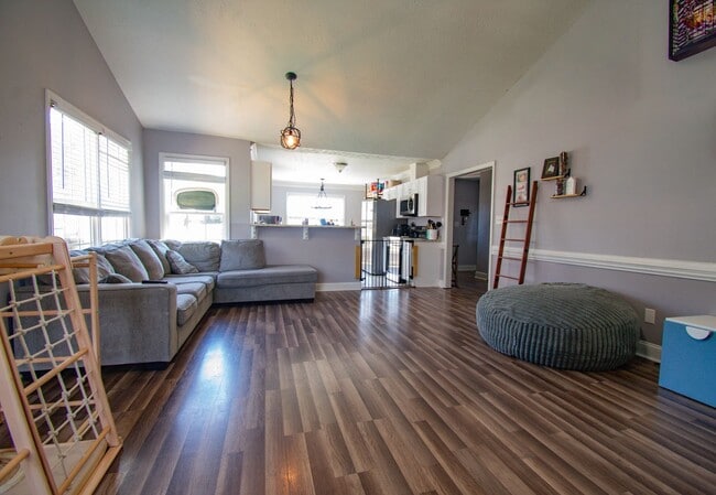 Building Photo - Coming soon! 3 Bedroom 2 Bathroom with Above Ground Pool- Pets okay!