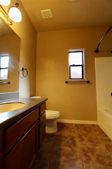 Building Photo - 11242 S Sally Dr