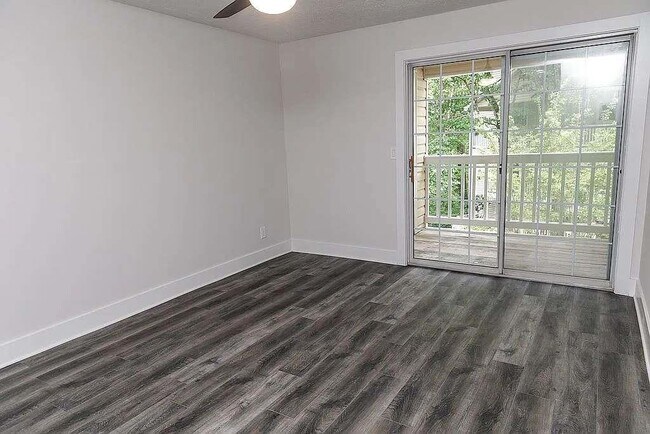 Building Photo - 410 Countryside Pl