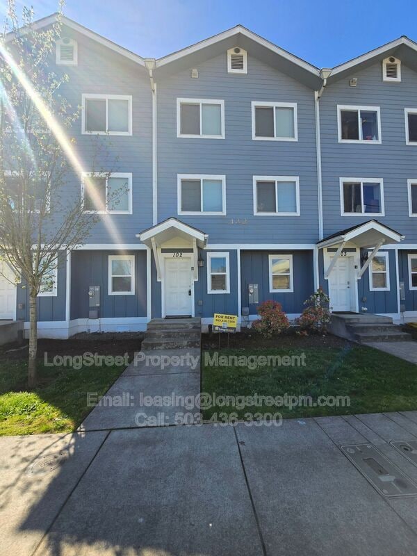 Building Photo - 132 SW Avery Ave