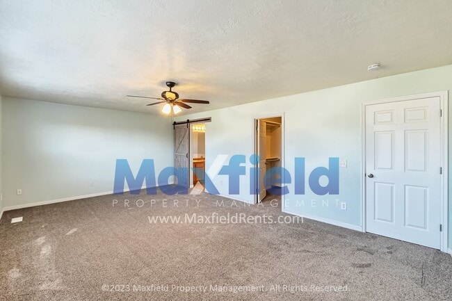 Building Photo - Lehi 4 BD 2.5 BA 2 GA - Fenced Yard