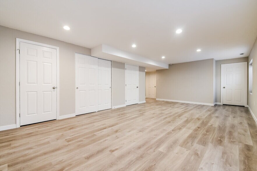 Building Photo - 3406 Luge Ln