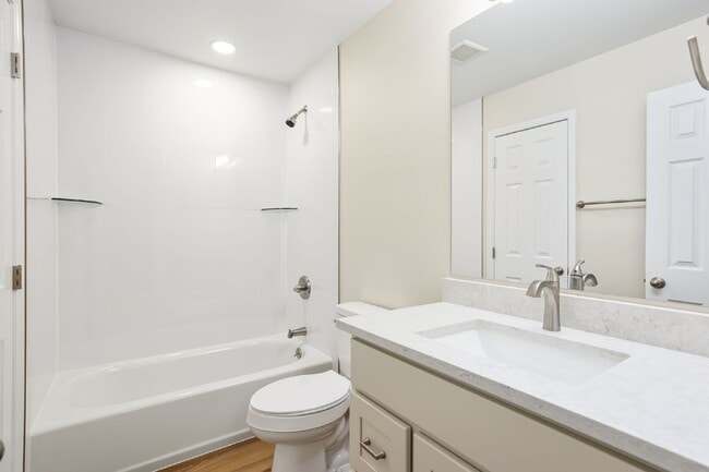 Building Photo - 2376 Washo Cir