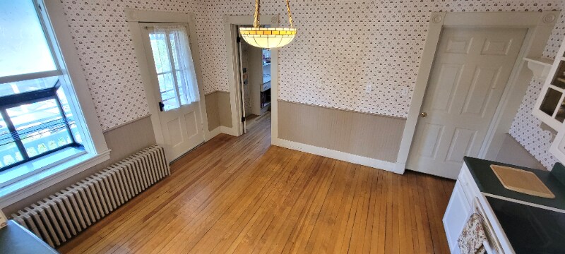 Building Photo - 17 Madison St