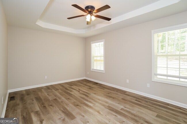 Building Photo - 83 Greatwood Dr