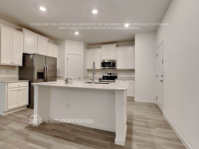 Building Photo - 2405 Carters Paddock Rd