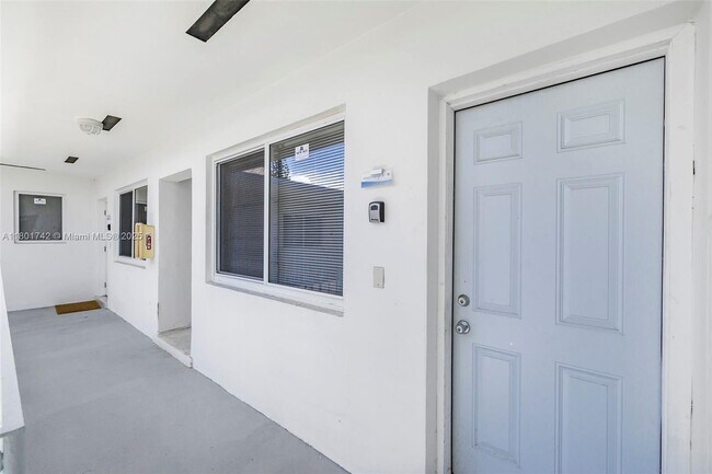 Building Photo - 501 NE 82nd Terrace