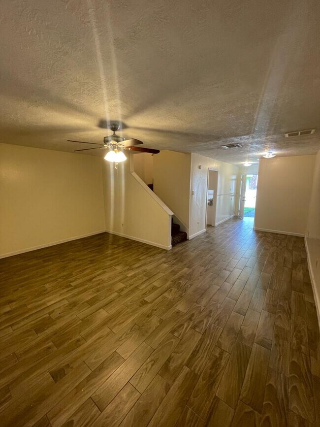 Building Photo - Audrey Lane Townhomes