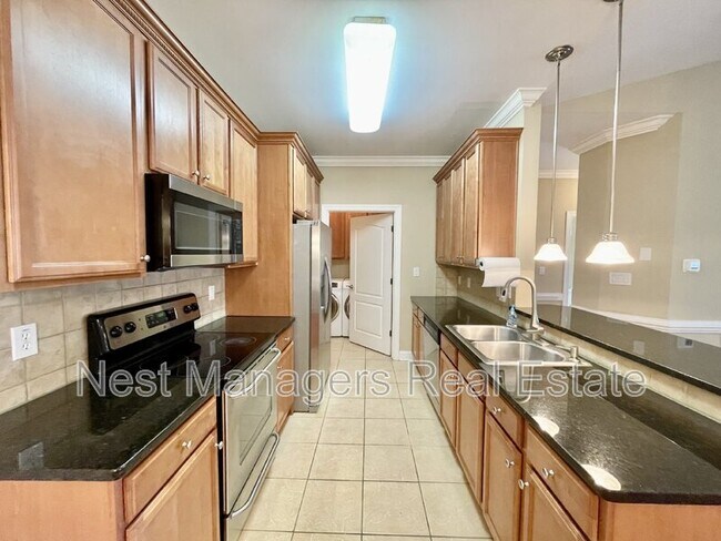 Building Photo - 1931 Dante Ln