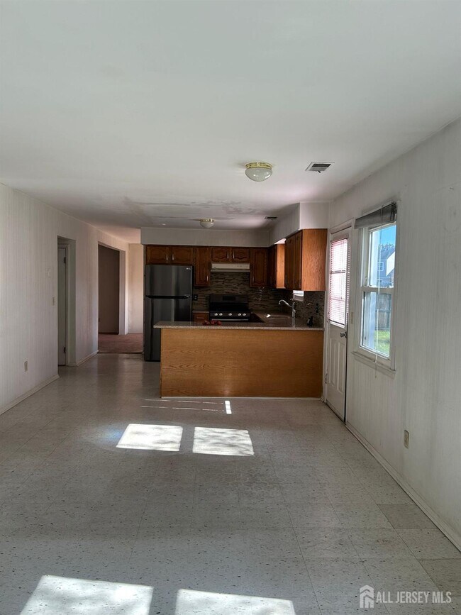 Building Photo - 34 Stonewall Dr