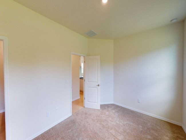 Building Photo - 351 San Filippo Dr SE