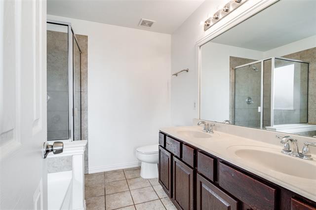 Building Photo - 229 Bluefinch Dr