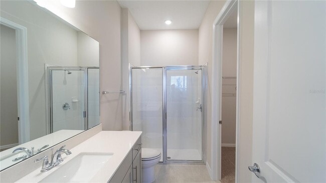 Building Photo - 16446 Lone Oak Cir