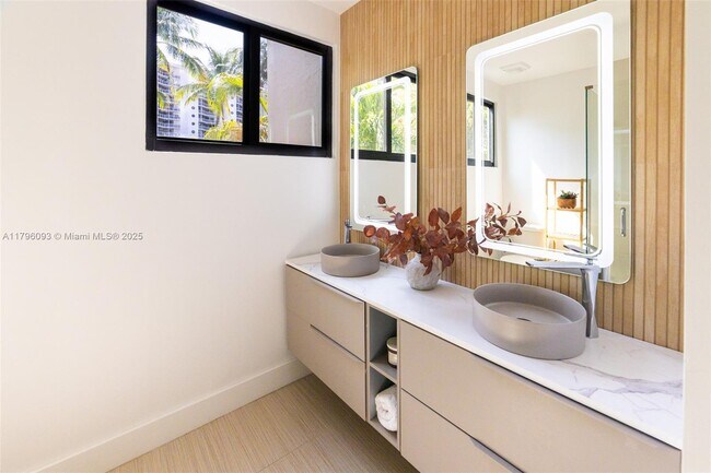 Building Photo - 21387 Marina Cove Cir