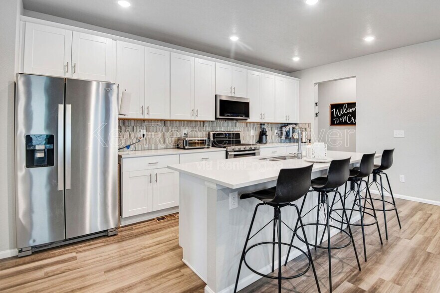 Building Photo - 18320 E Mississippi Ave