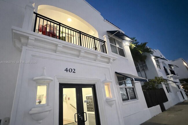 Building Photo - 402 NW 12th Ave