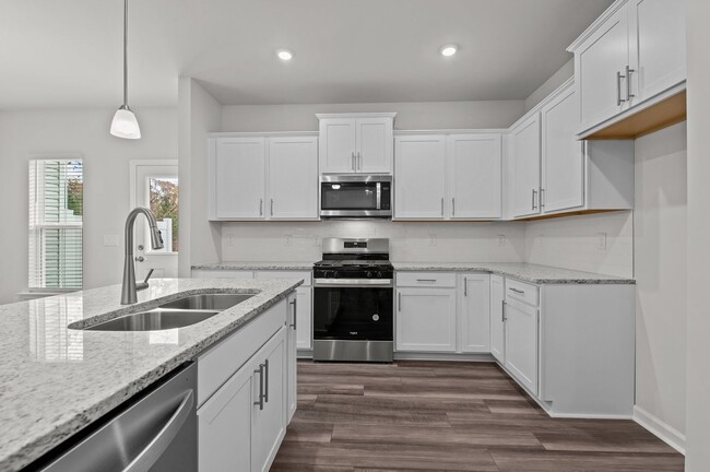 Building Photo - Gorgeous New Construction!  Updated Kitche...