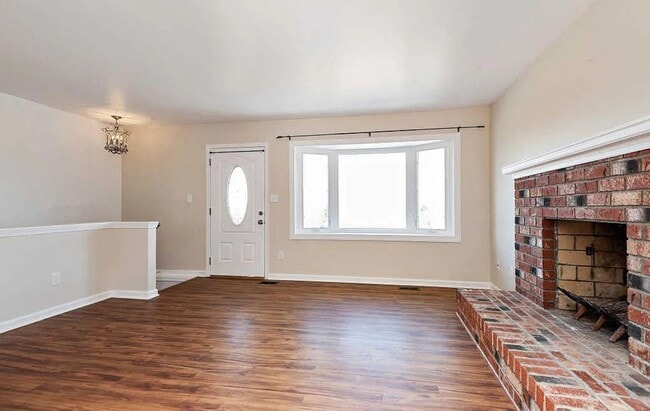 Building Photo - Single Family Home in Established Green Valley community available March 1st!