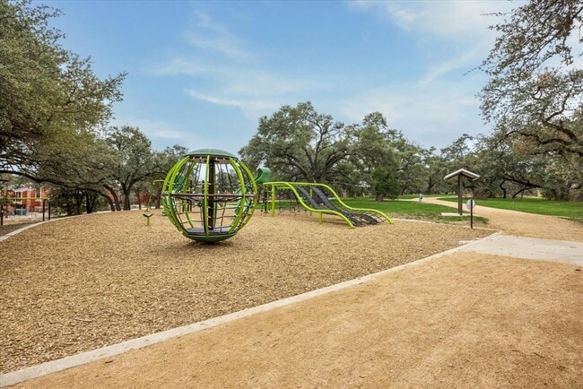 Building Photo - 8212 Sam Rayburn Dr