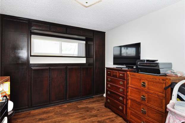 Building Photo - 111 19th St