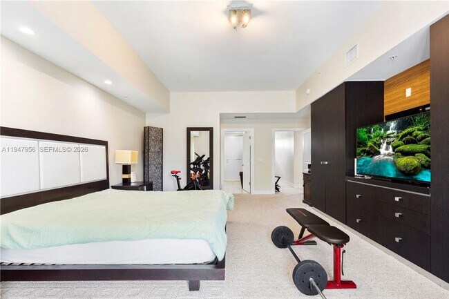 Building Photo - 5300 NW 87th Ave