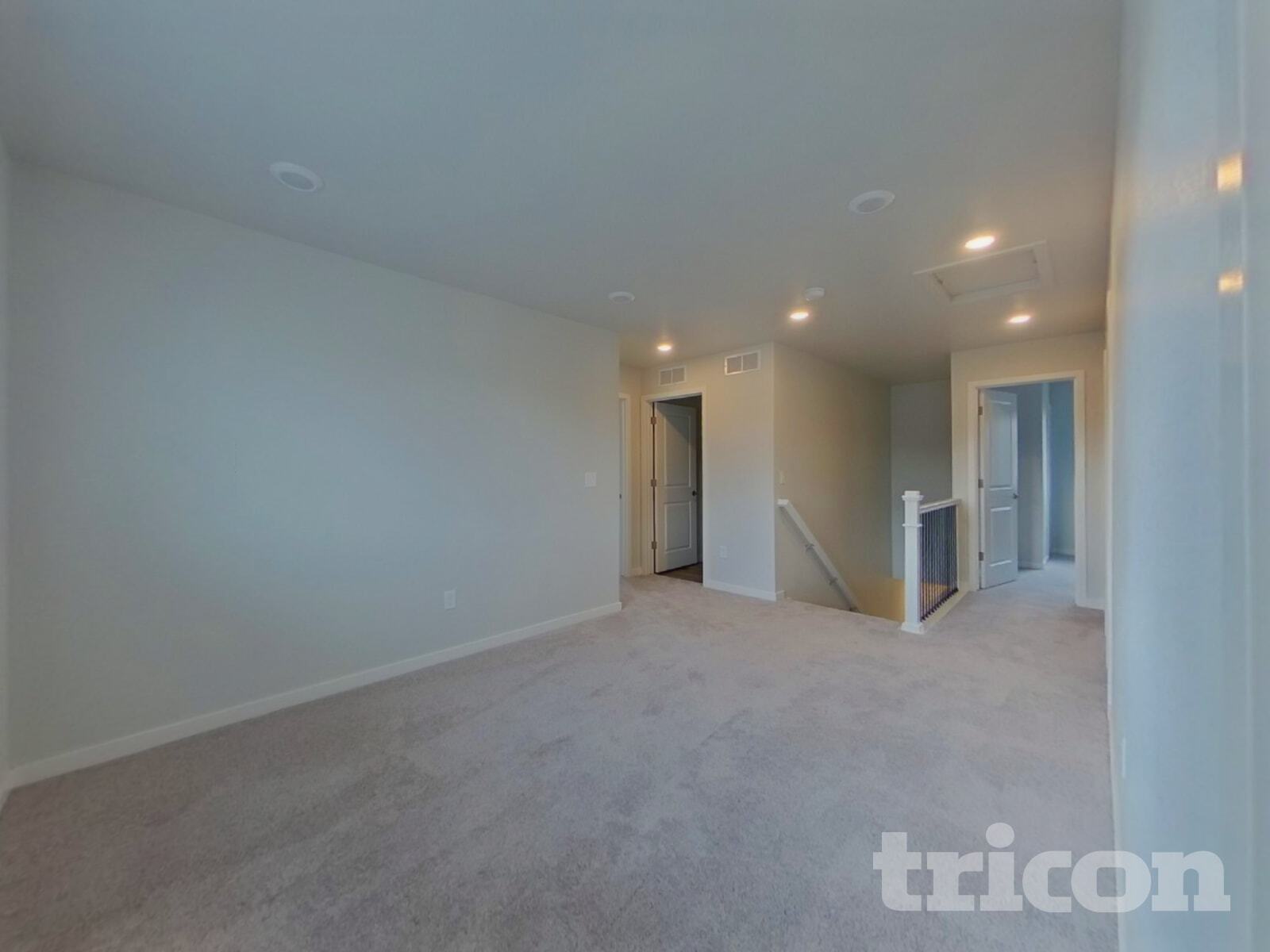 Building Photo - 1368 Orchard St