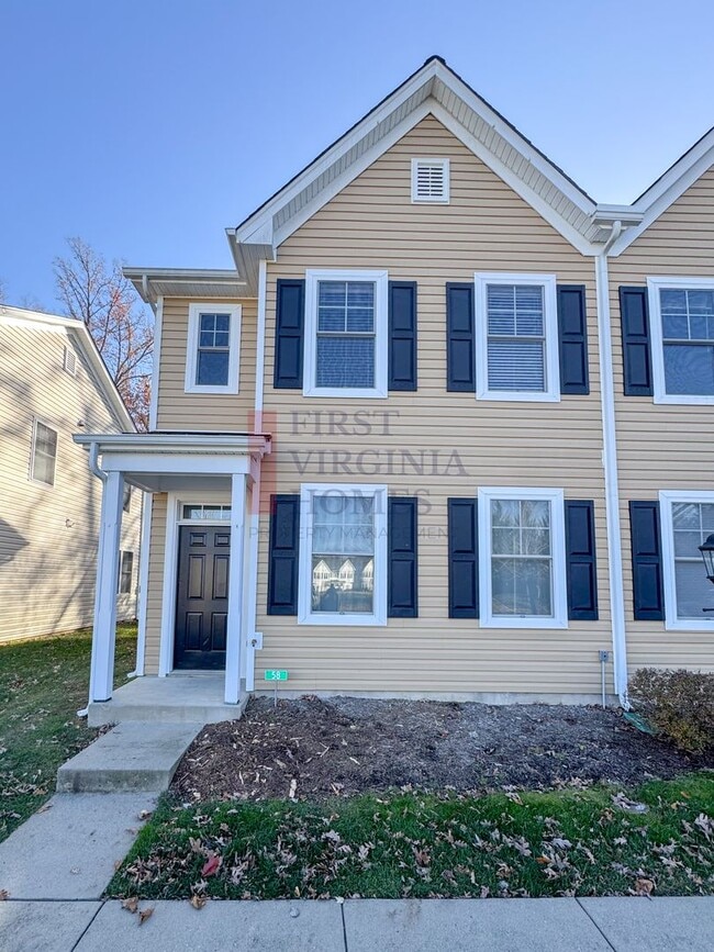 Primary Photo - Two story townhouse w/ 3 bedrooms,2.5 baths