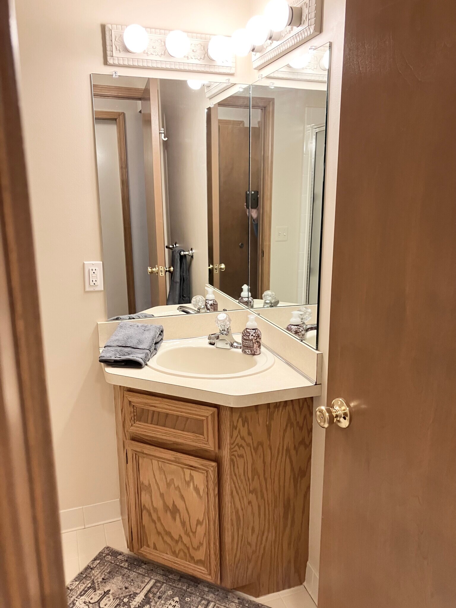 Building Photo - 26233 Annagrove Ln