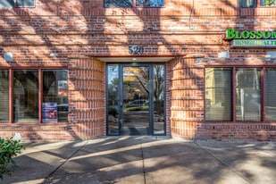 Building Photo - 530 9th St