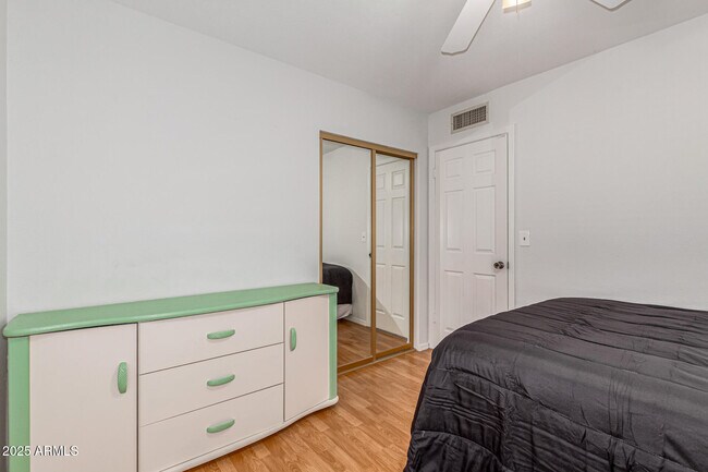 Building Photo - 6243 W Cholla St