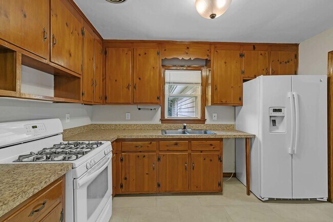 Building Photo - Call Sabrina Thomas' Office at 757-767-076...
