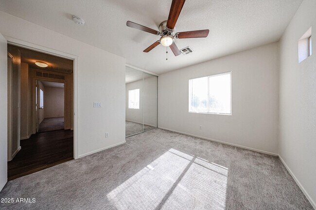 Building Photo - 2428 S 84th Gln